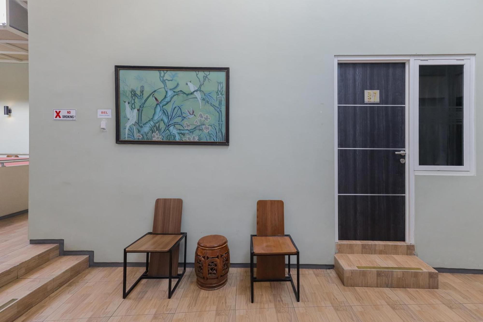 OYO 90931 Swun Stay Guest House&Coworking Space Malang Exterior foto