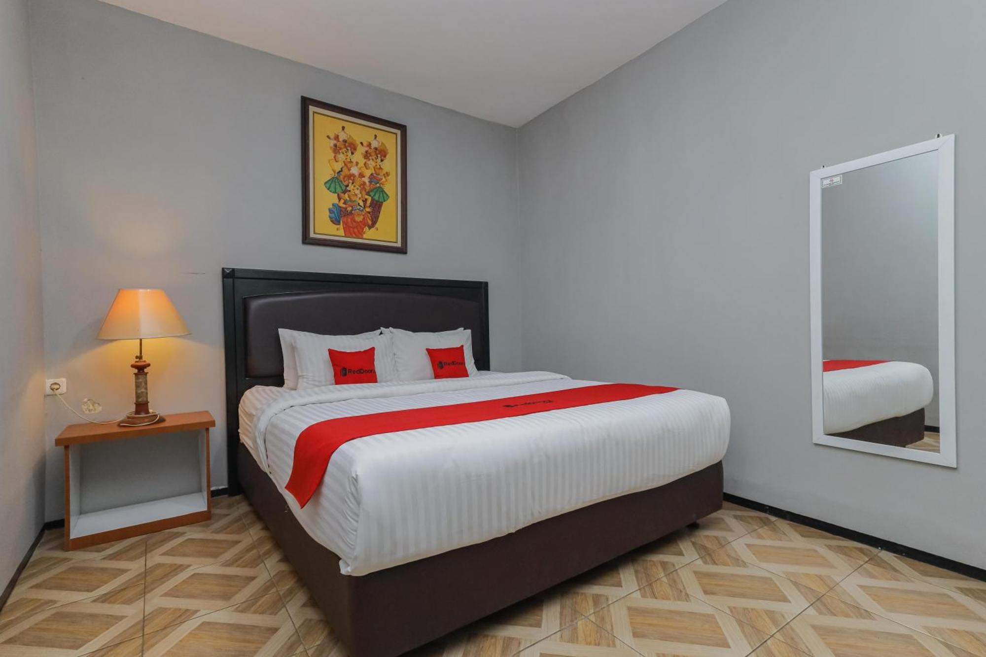 OYO 90931 Swun Stay Guest House&Coworking Space Malang Exterior foto