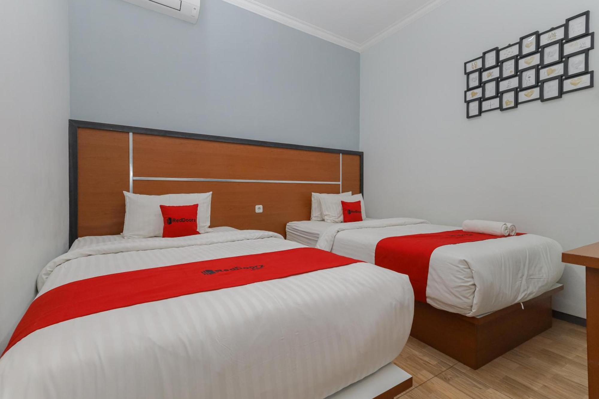 OYO 90931 Swun Stay Guest House&Coworking Space Malang Exterior foto